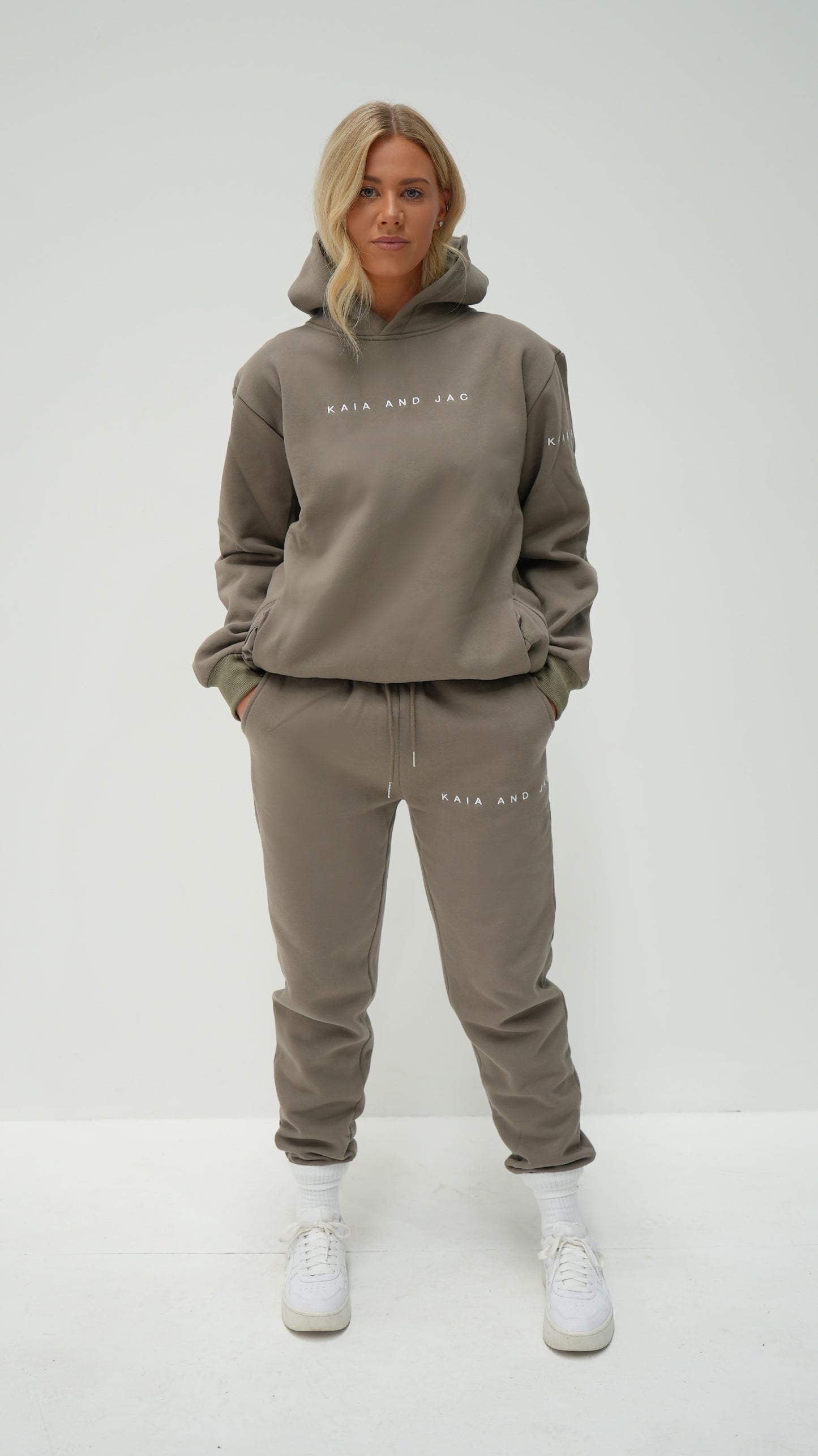 HOODIE - Khaki