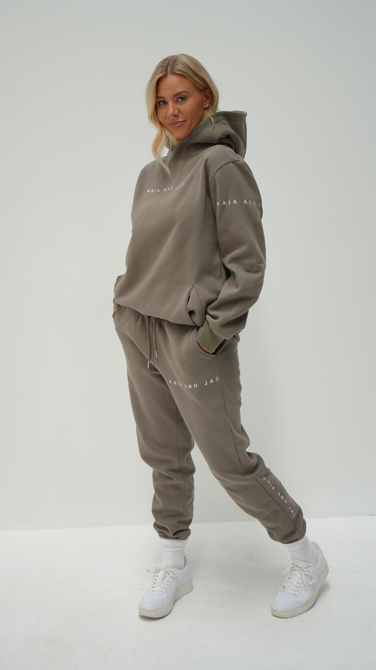 HOODIE - Khaki